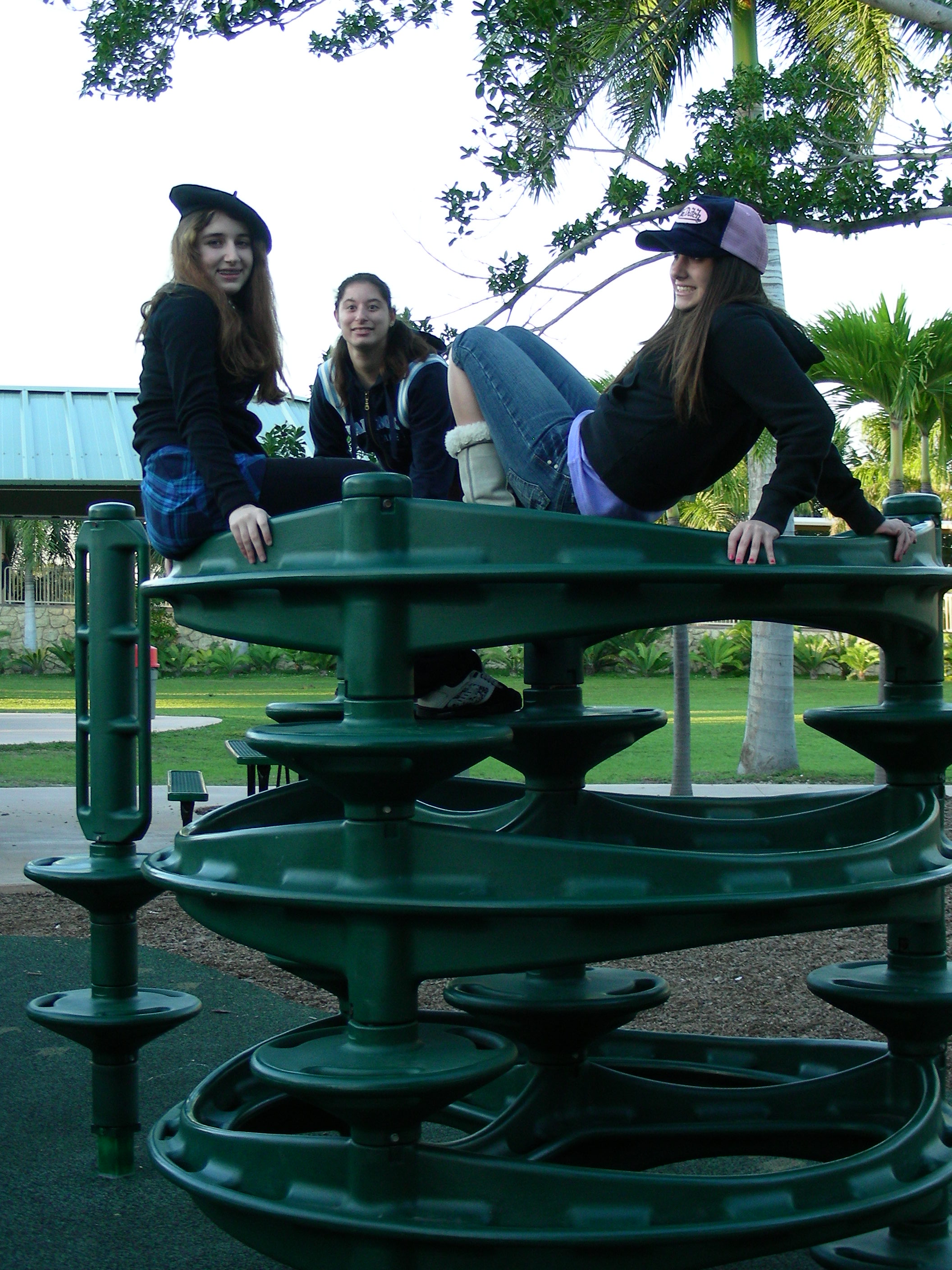 ./2006/Christmas/Parrot Jungle/VDSCN0601.JPG